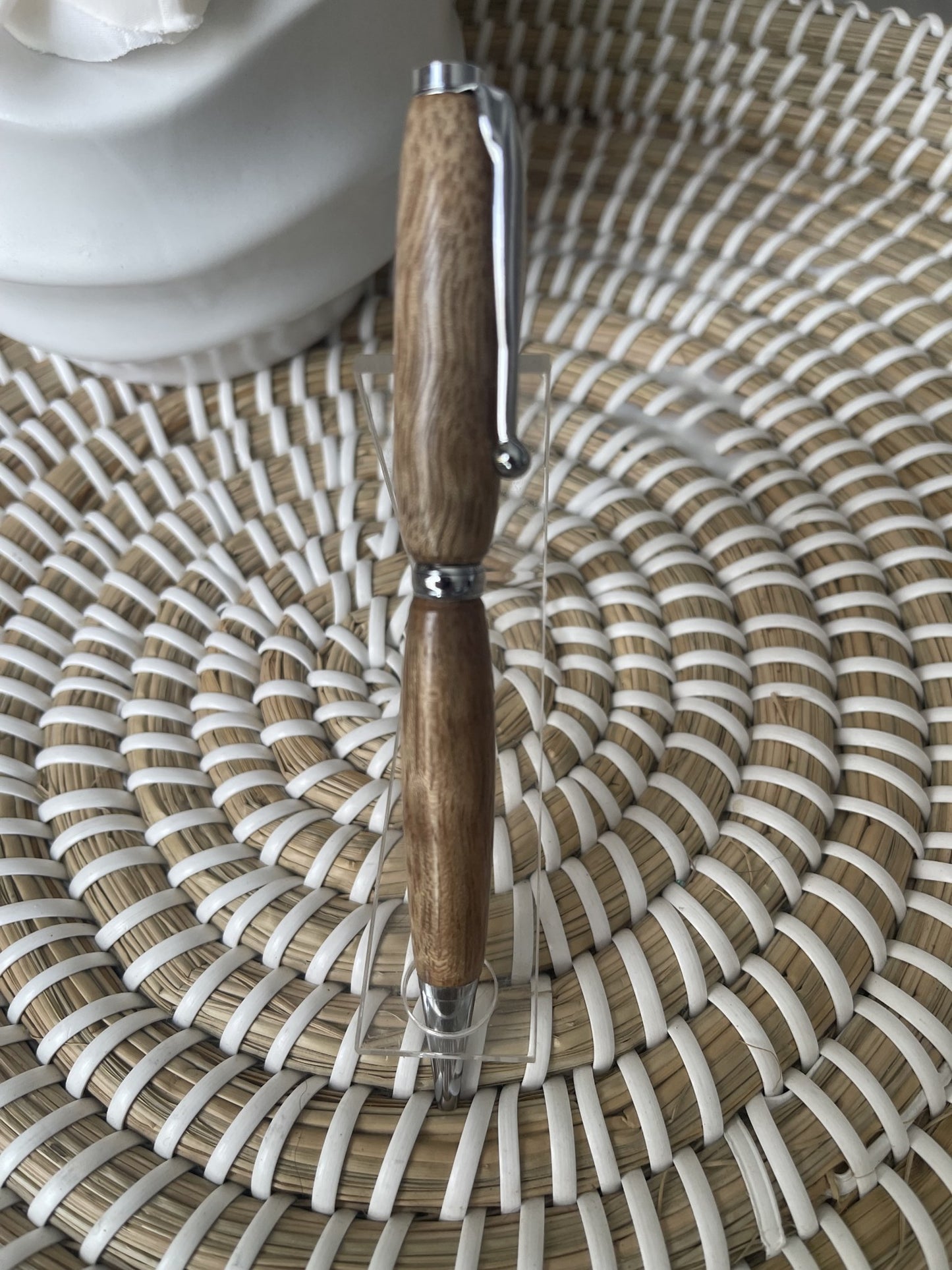Pacific Oak Pen