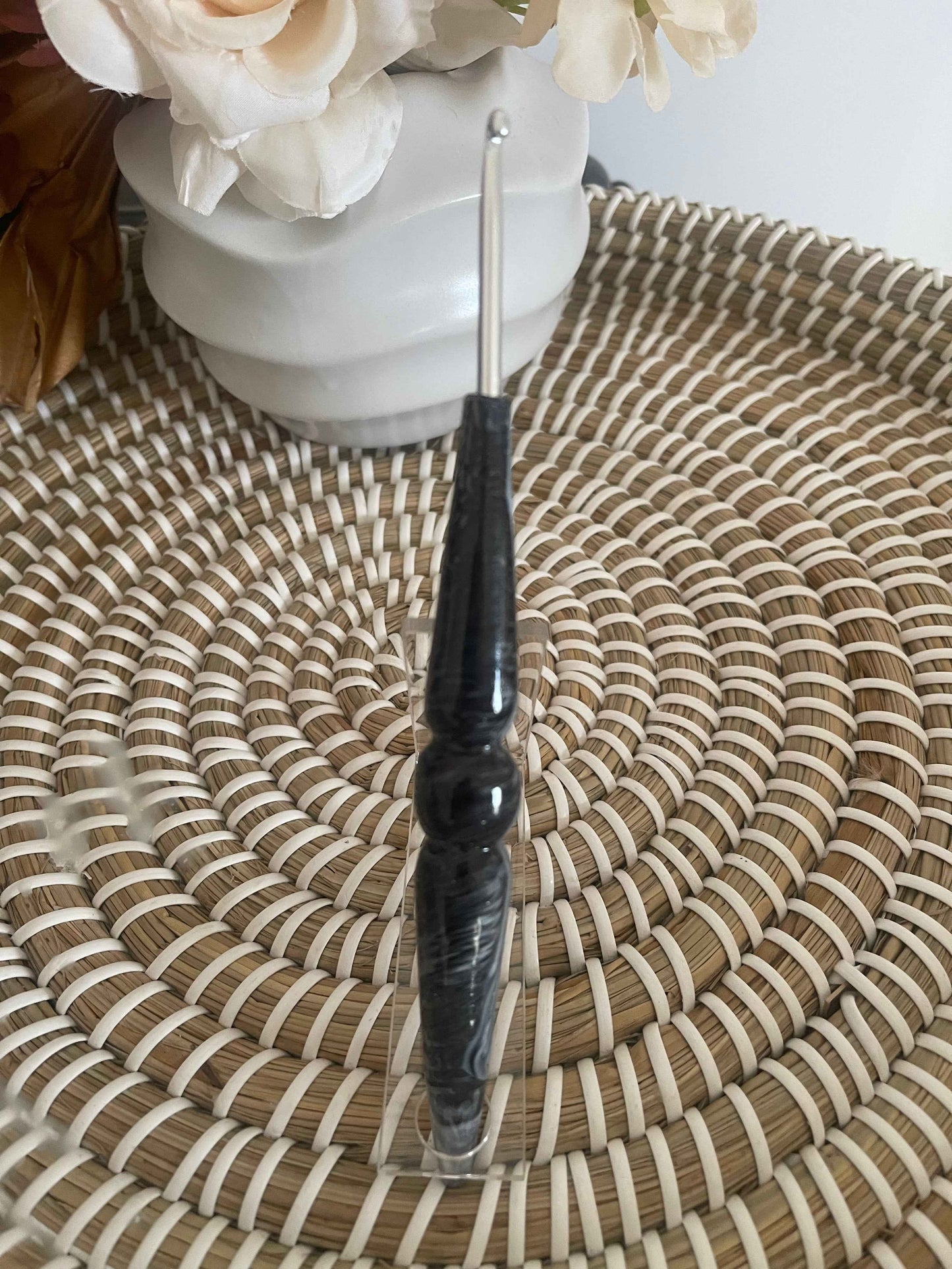 3.75 mm Resin Handled Crochet Hooks