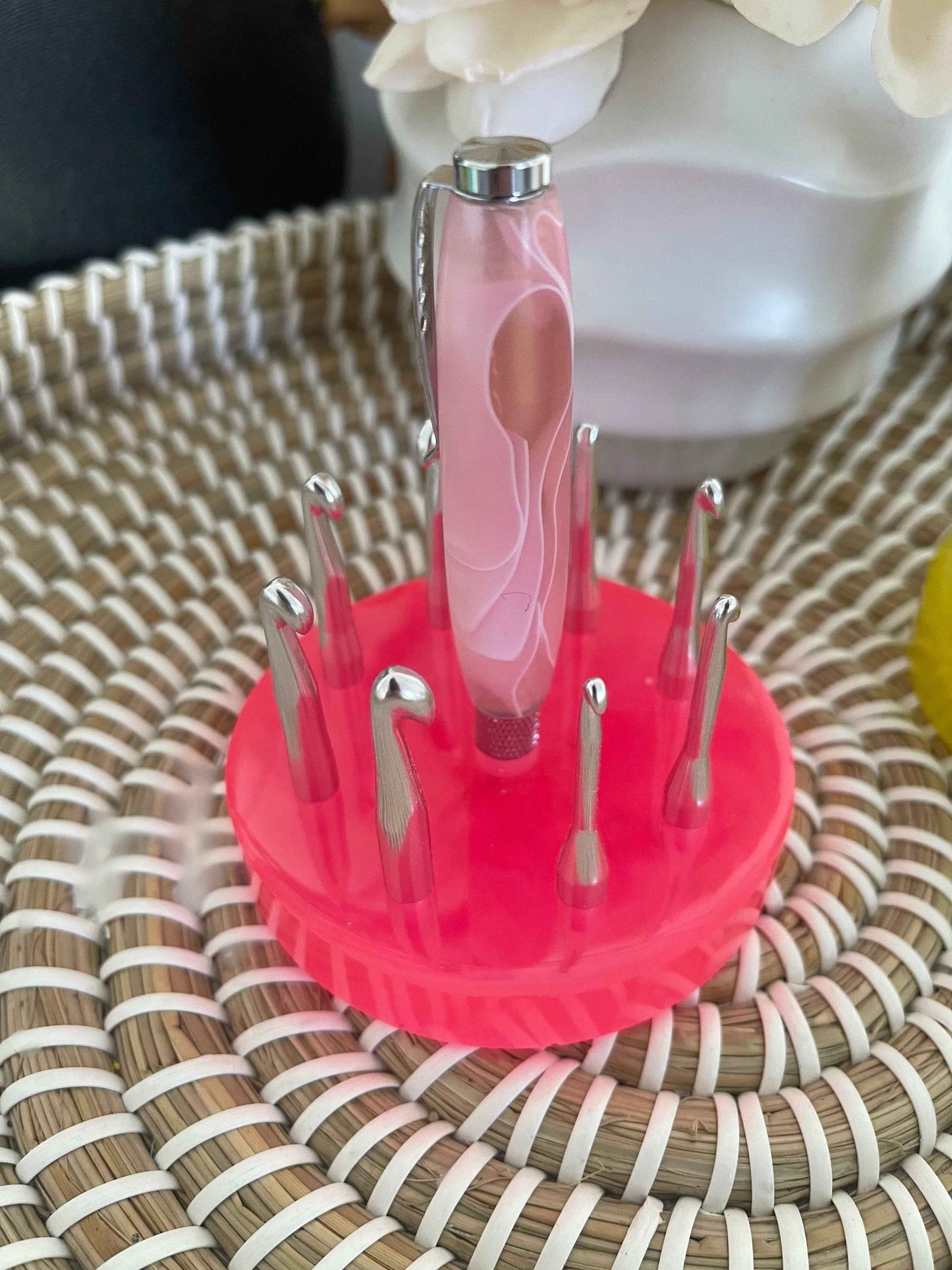 Fairy Floss Acrylic Claw-Style Interchangeable Crochet Hook Set (With Base)