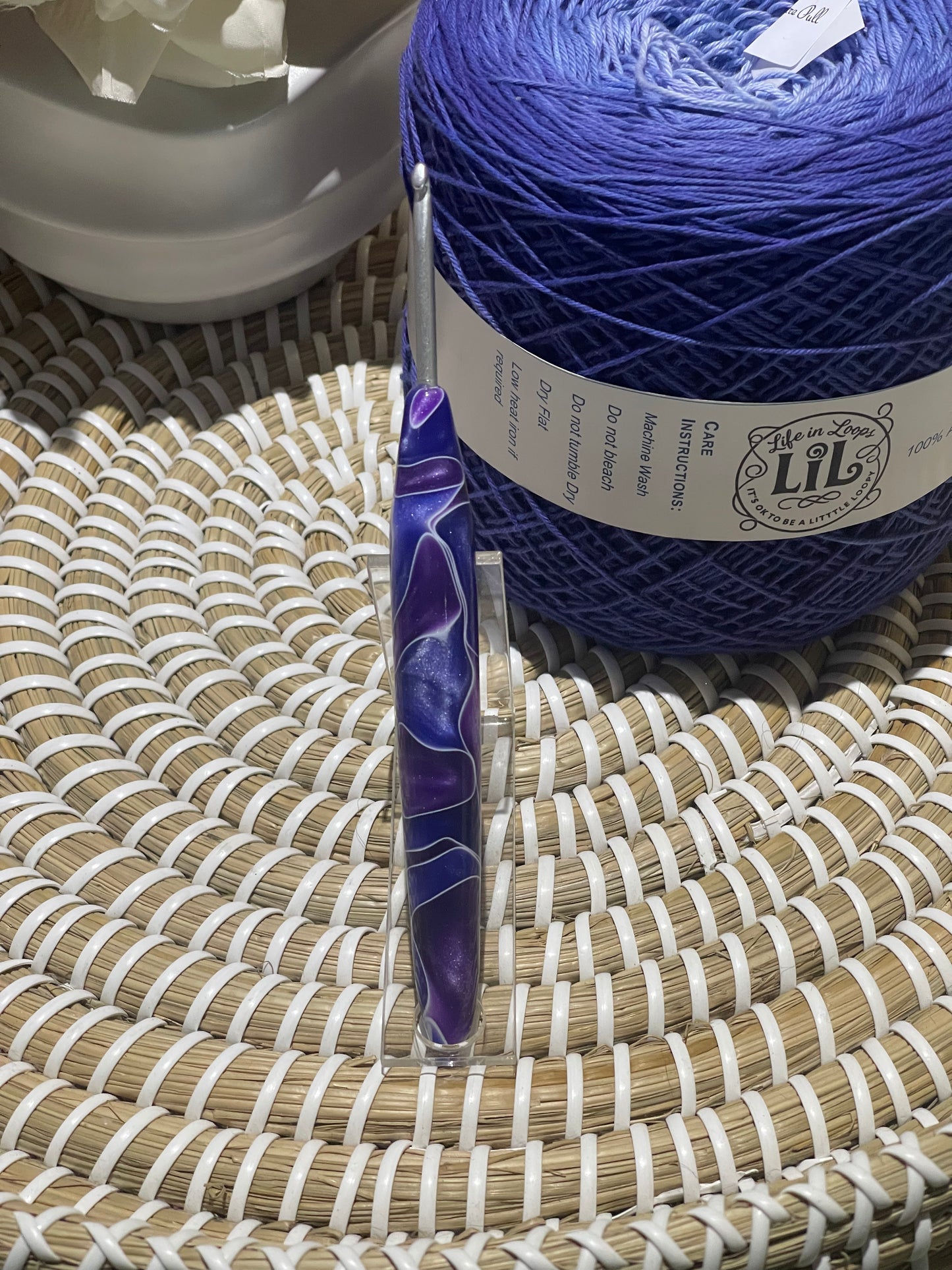 Purple Swirl Acrylic Crochet Hook – 3.5mm Clover Amour 🔥❤️