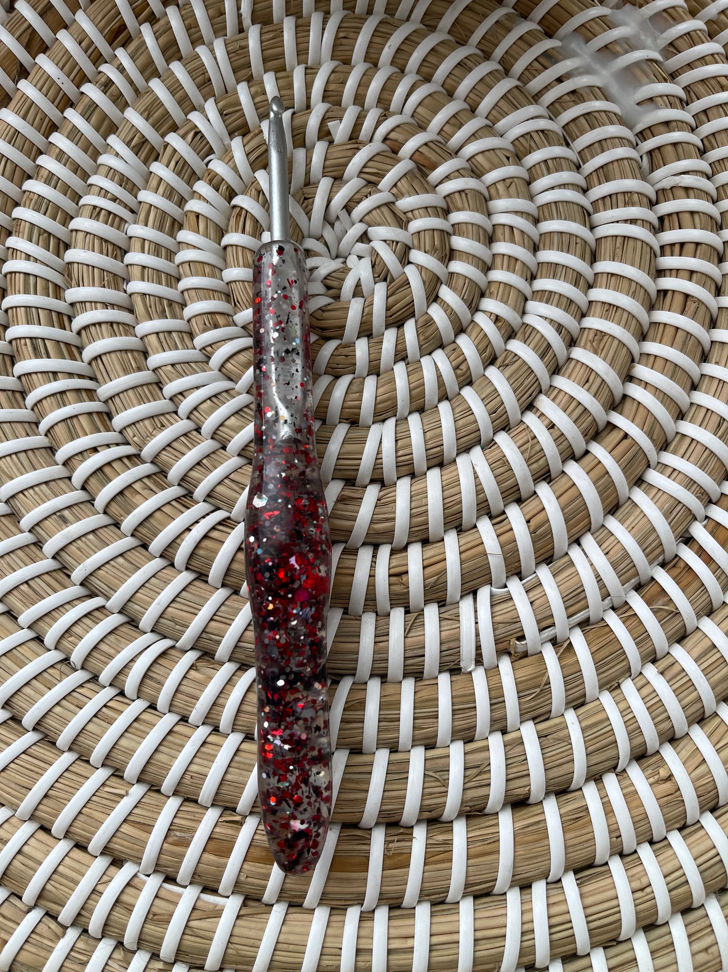 Jingle Stitch Resin Crochet Hook β 4.5mm Clover Armour π