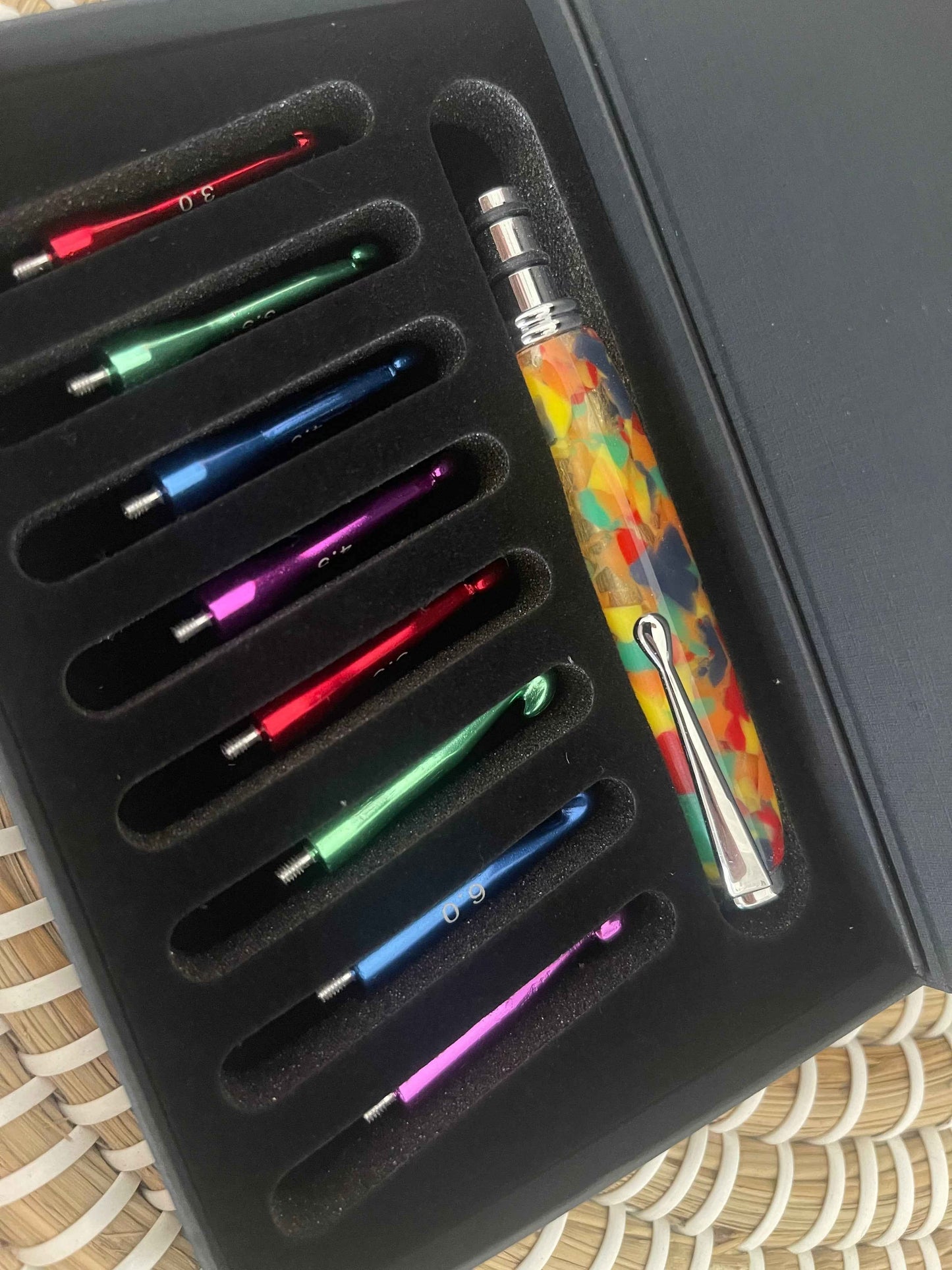 Confetti Burst Acrylic O-Ring Interchangeable Crochet Hook Set