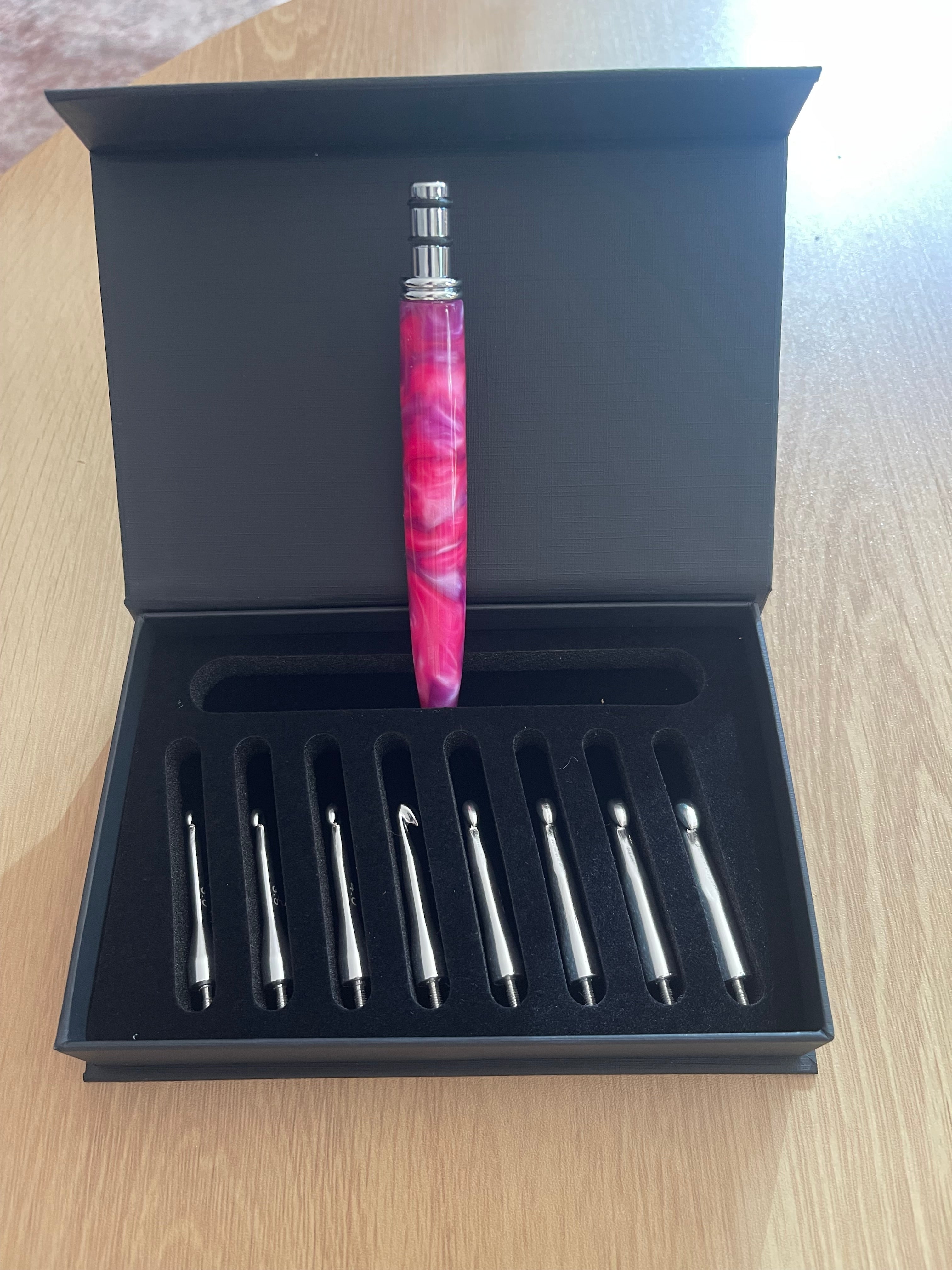 💗💜 Berry Twist – Interchangeable Crochet Hook Set