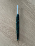 💚 Green Crush – 4.5mm Clover Amour Crochet Hook