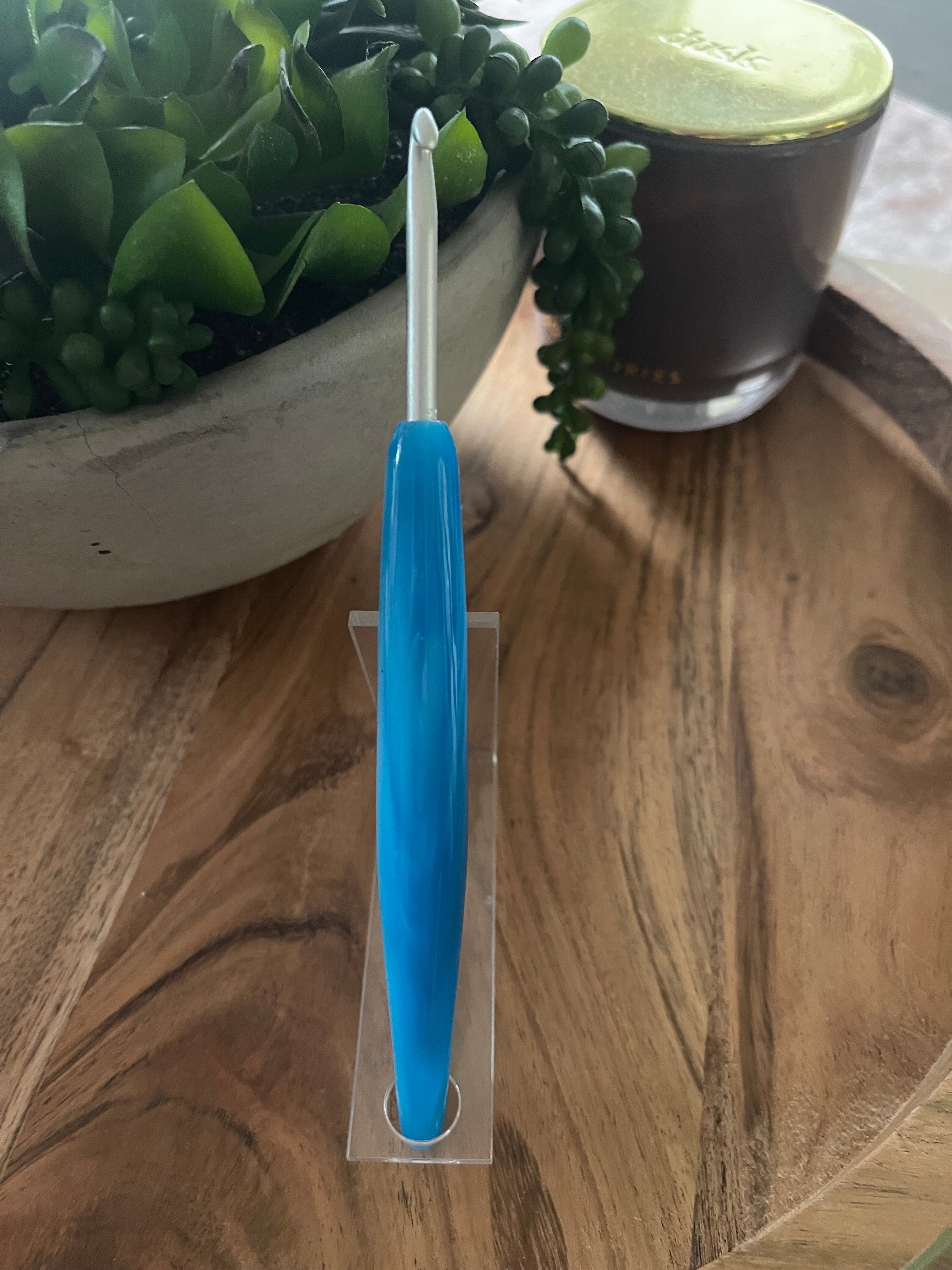💙 NSW Blues – 4.5mm Clover Amour Crochet Hook
