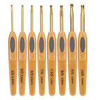 Clover Soft Touch Crochet Hook – Precision & Lightweight Comfort