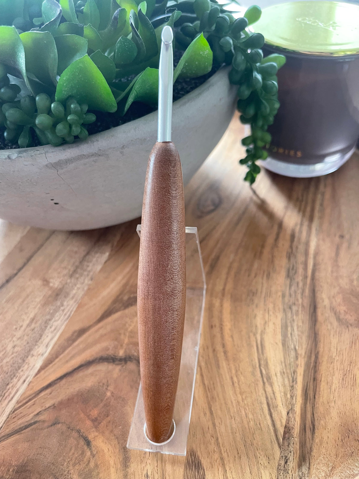 🌿🍯 Tasmanian Leatherwood – 5.0mm Clover Amour Crochet Hook