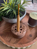 🌿 Huon Pine – 4.0mm Clover Soft Touch Crochet Hook