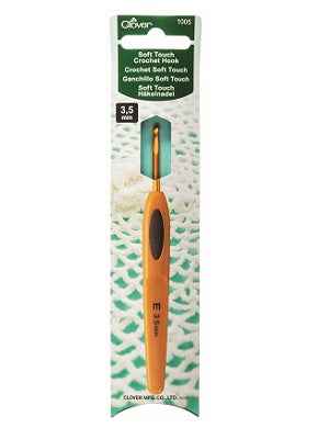Clover Soft Touch Crochet Hook – Precision & Lightweight Comfort
