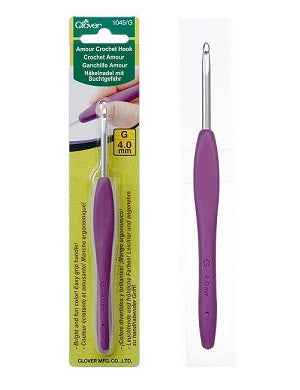 Clover Amour Crochet Hook – Smooth, Comfortable & Reliable