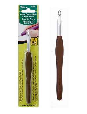 Clover Amour Crochet Hook – Smooth, Comfortable & Reliable