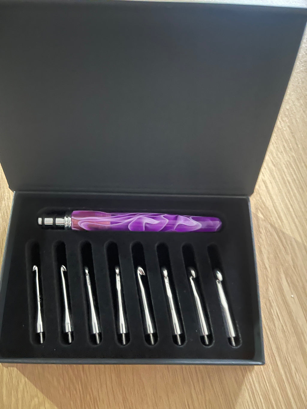💜 Violet Waves – Interchangeable Crochet Hook Set