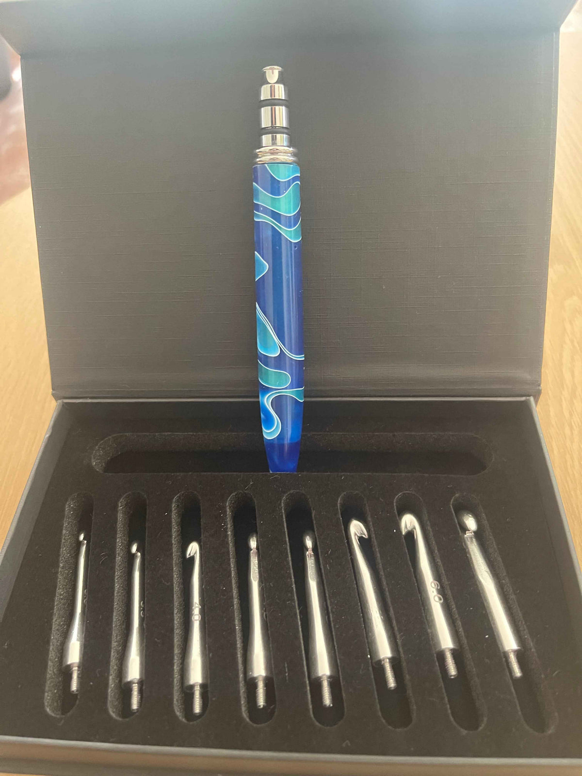 💙🌊 Blue Waves – Interchangeable Crochet Hook Set