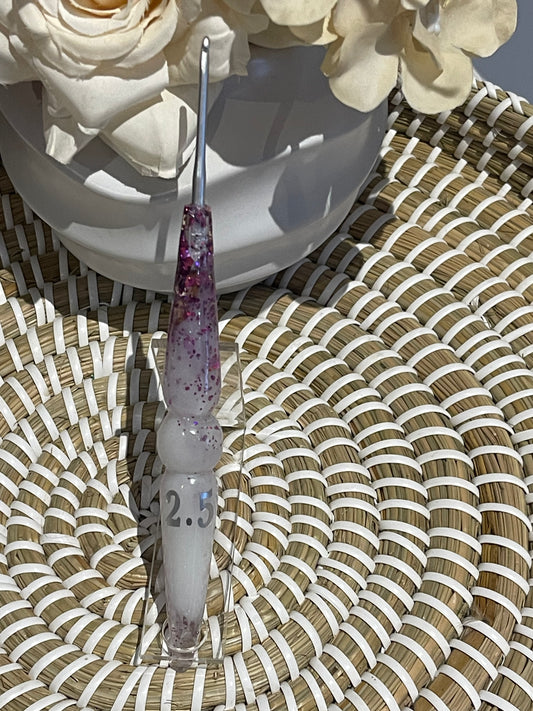 2.5 mm Resin Handled Crochet Hooks