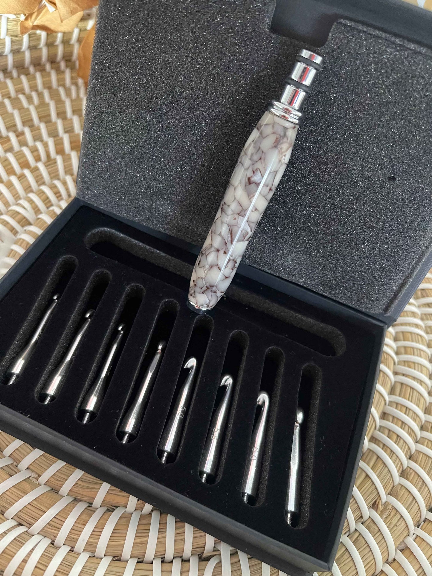 Marble Shell Acrylic O-Ring Interchangeable Crochet Hook Set