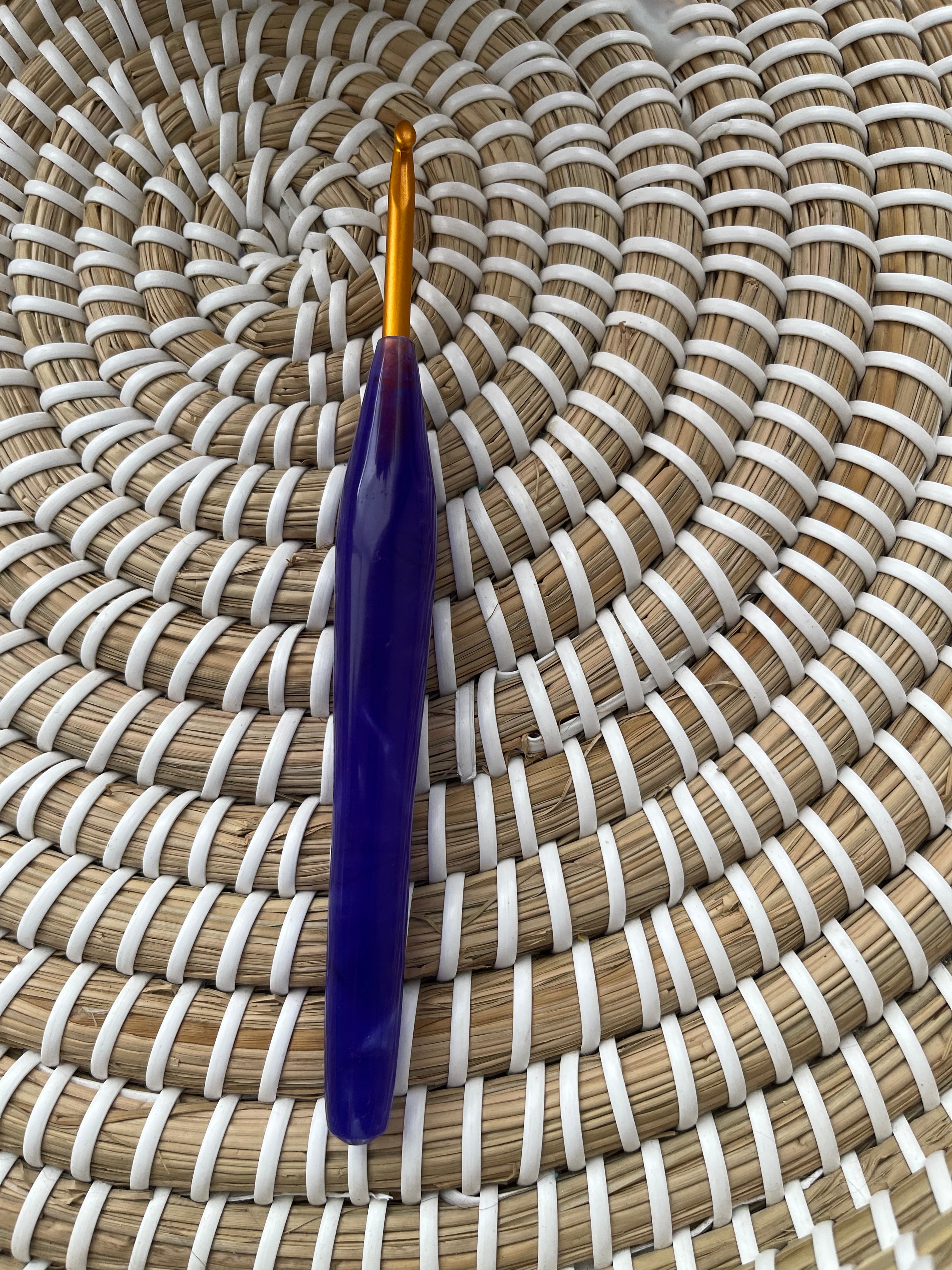 Purple Magic 4.5mm Clover Soft Touch