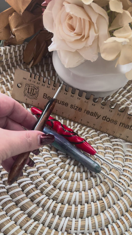 Hook & Needle Gauge with Ruler – Laser Cut Plywood